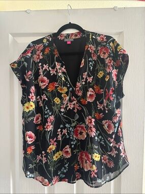 Vince Camuto Floral V-Neck Blouse